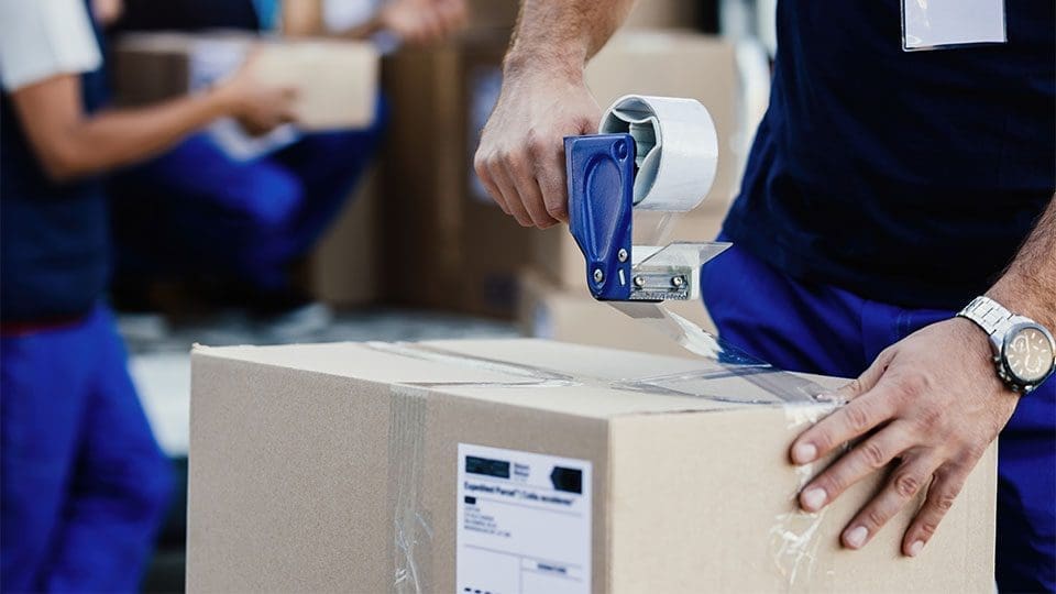Cardboard Packaging Labelling Systems Robo Apply